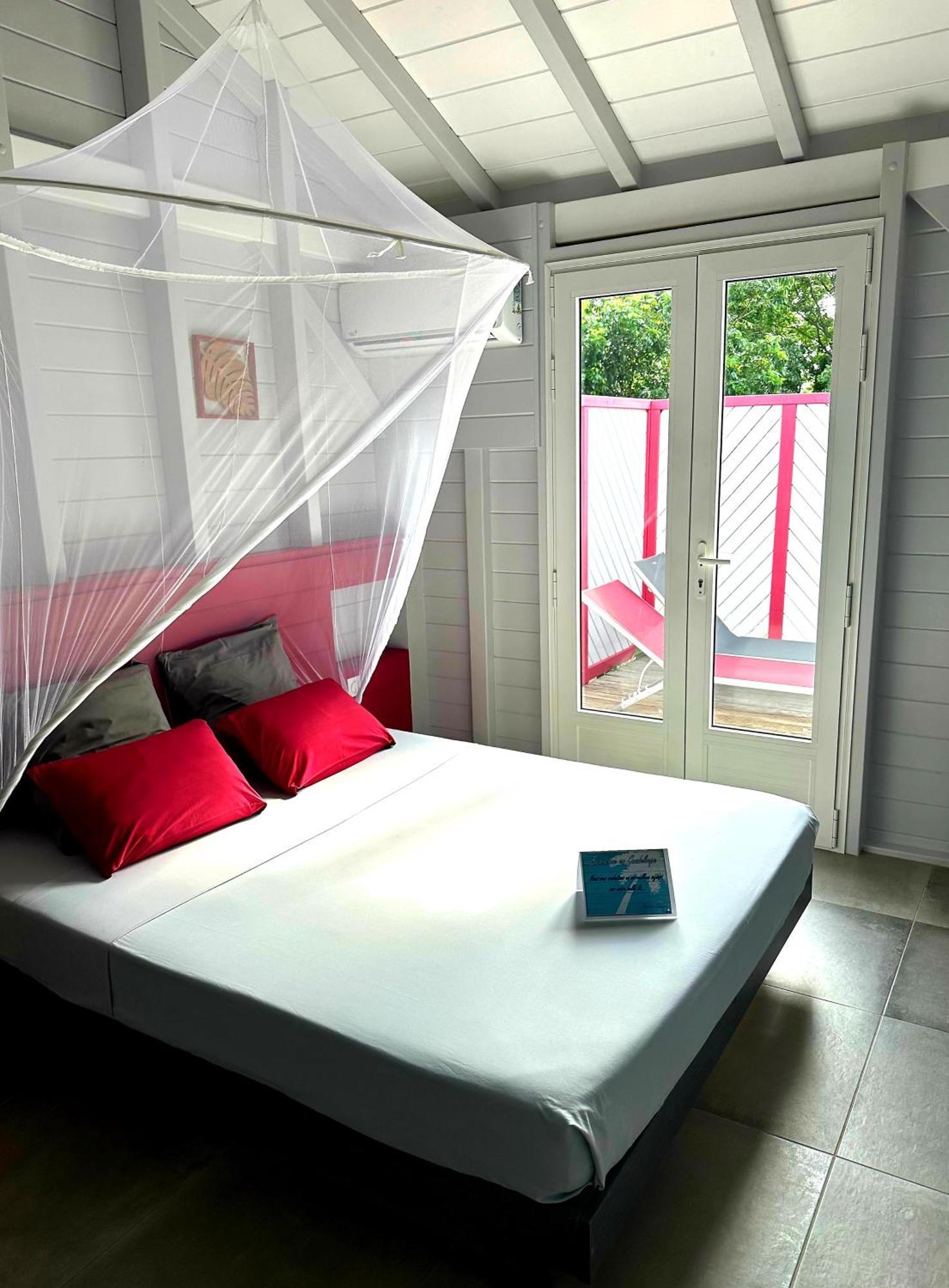 Caraibes Cottage Grenat Piscine Privee 900M De Grande Anse Deshaies Eksteriør bilde